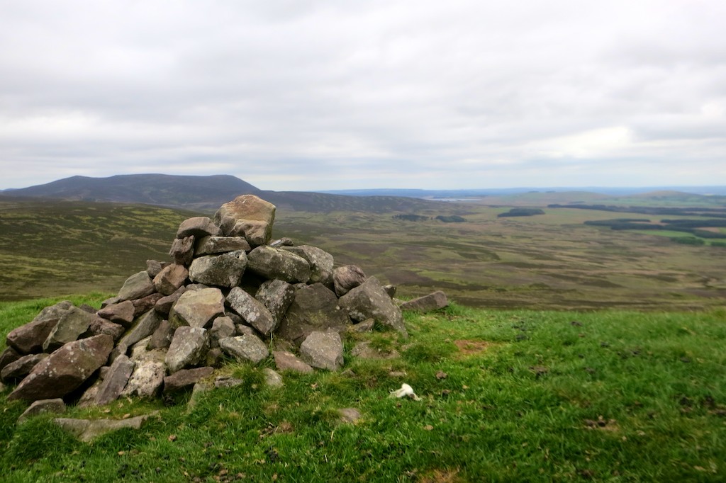 Summit cairn, Hare Hill